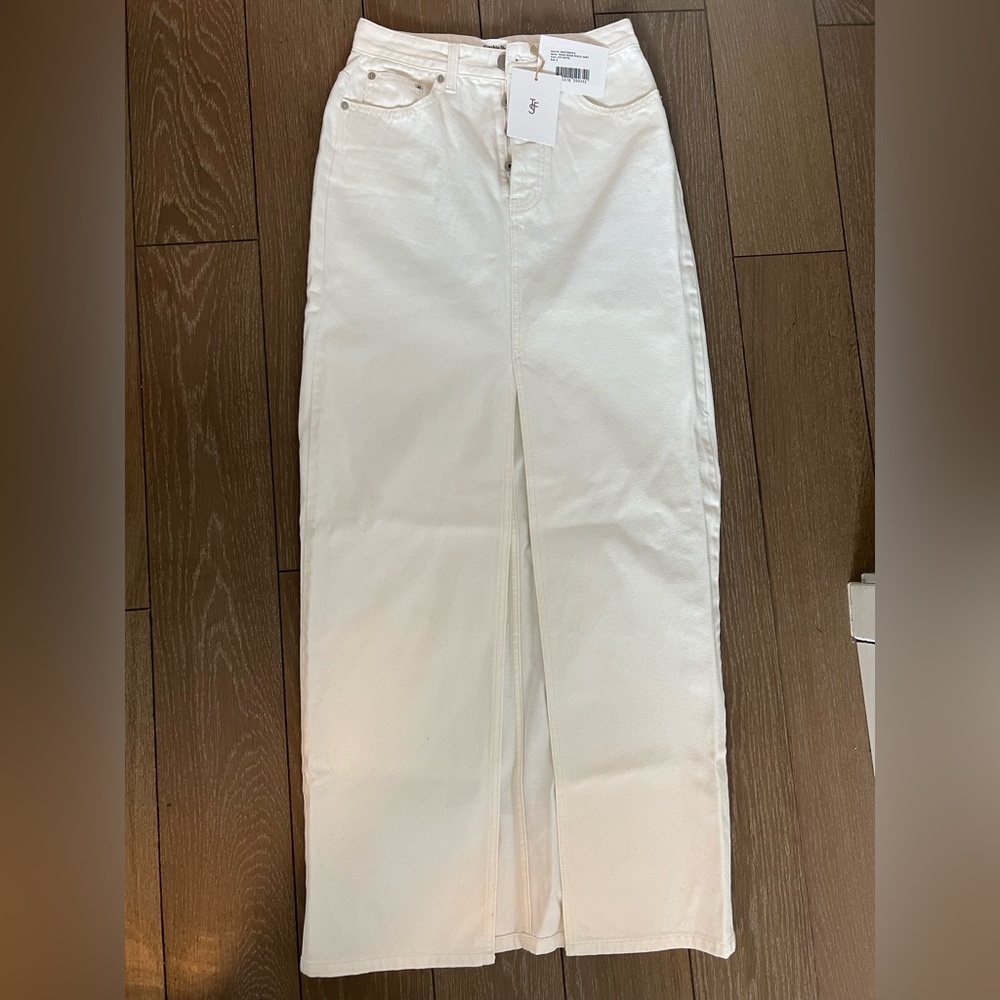 The Frankie Shop “Texas” Off-White Denim Pencil Skirt, small, NWT, small